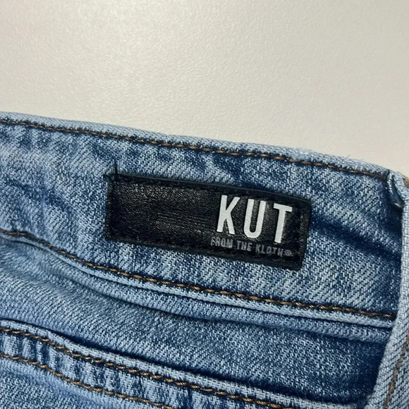 Kut from the Kloth jeans rolled cuff capri denim jeans light distress size 4 - Picture 12 of 15